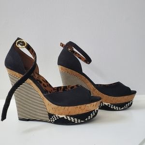 Jessica Simpson Wedges
